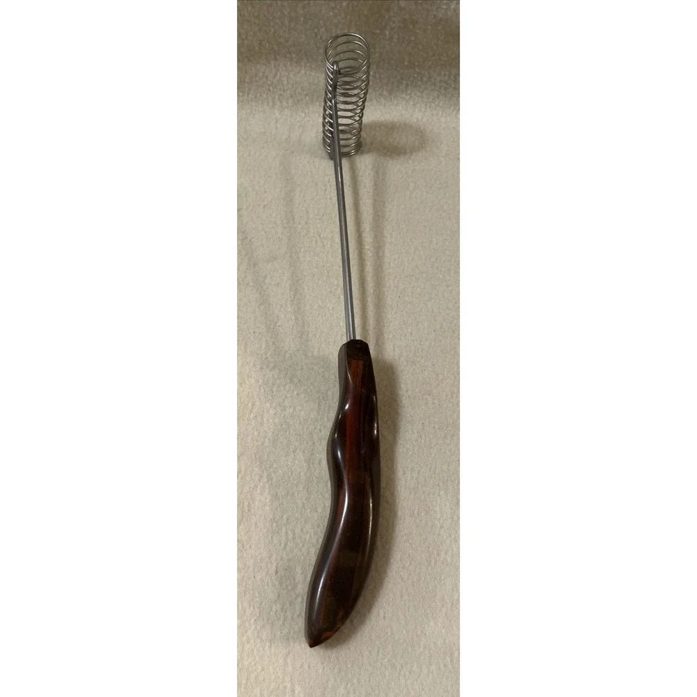 CUTCO #1060 Spring Wire Whisk Whip Beater Mixer Brown Plastic Contour Handle